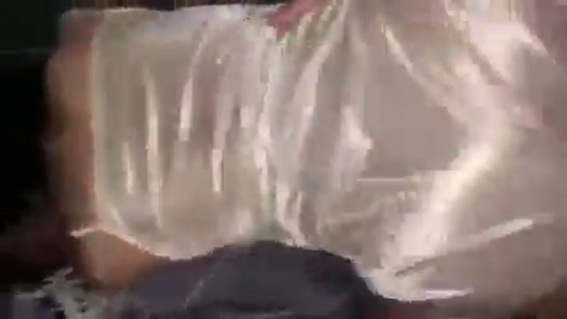 Đụ cô em xinh mặc đồ hai dây sexy gợi cảm